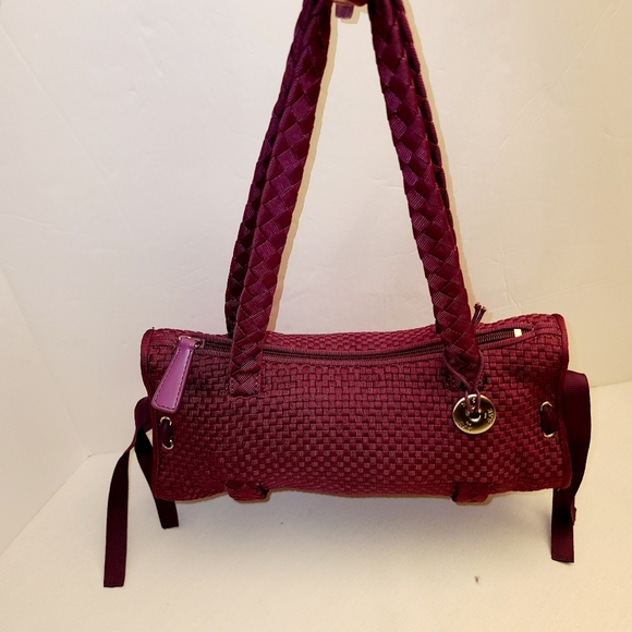 The Sak purple crocheted NWOT barrel purse - Picture 3 of 16